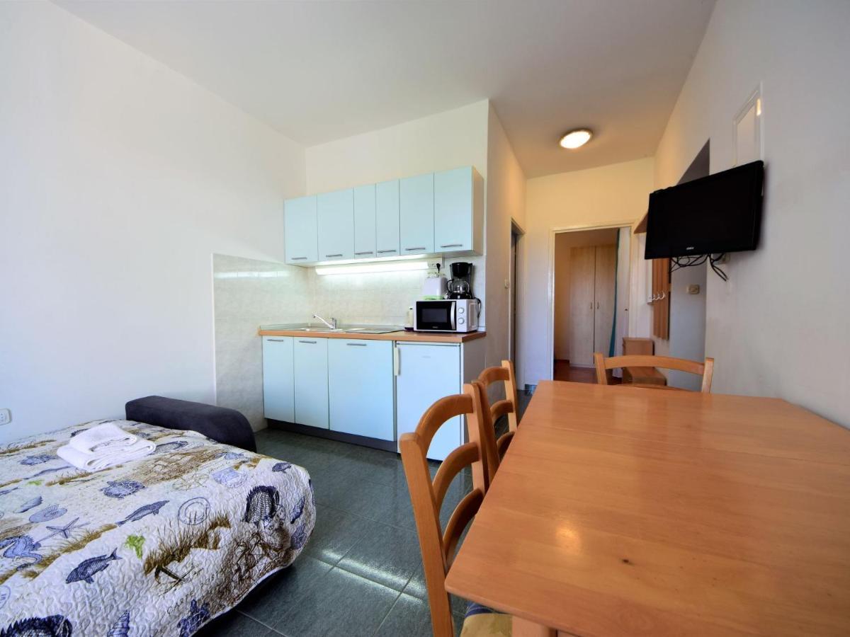 Apartment Katarina 1 - Sib155 By Interhome 브로다리카 외부 사진